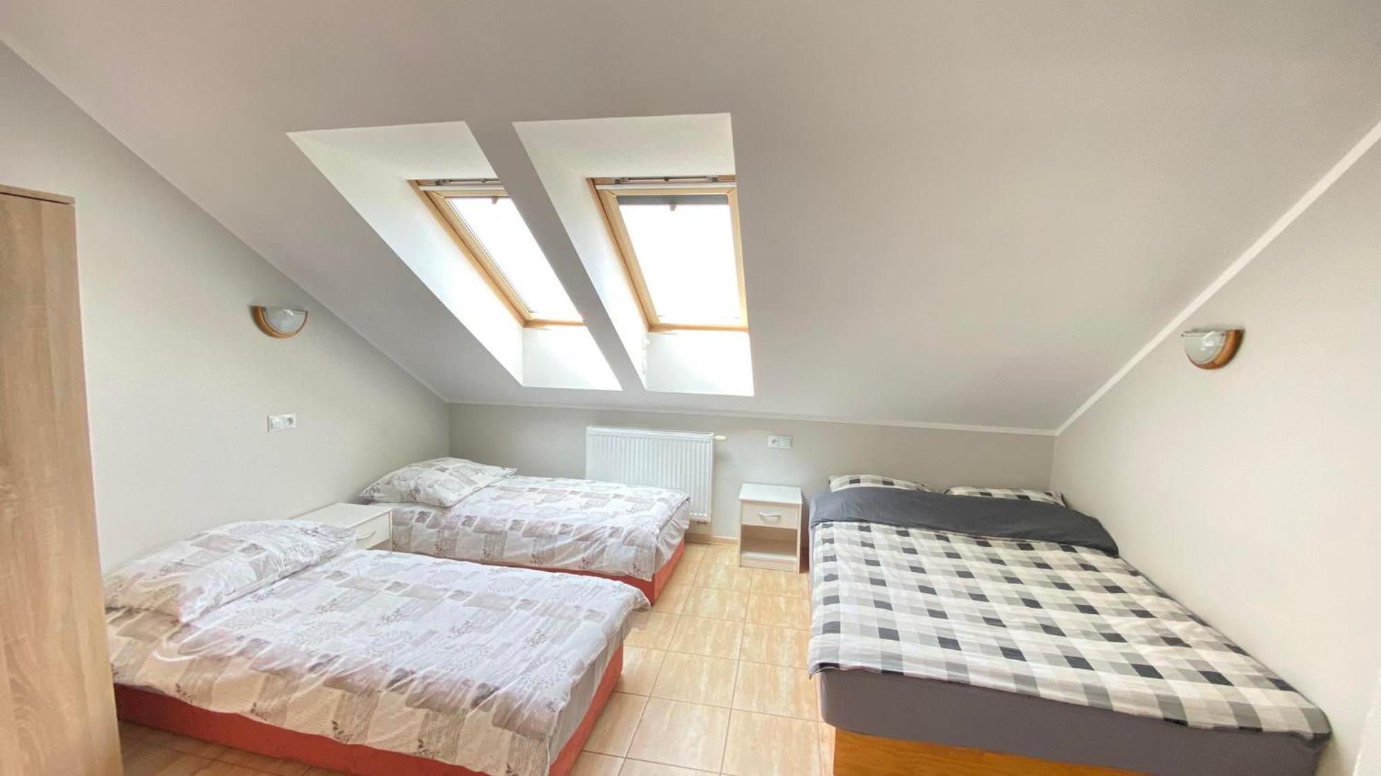 Pokoje Goscinne R10 Rewa Exteriör bild