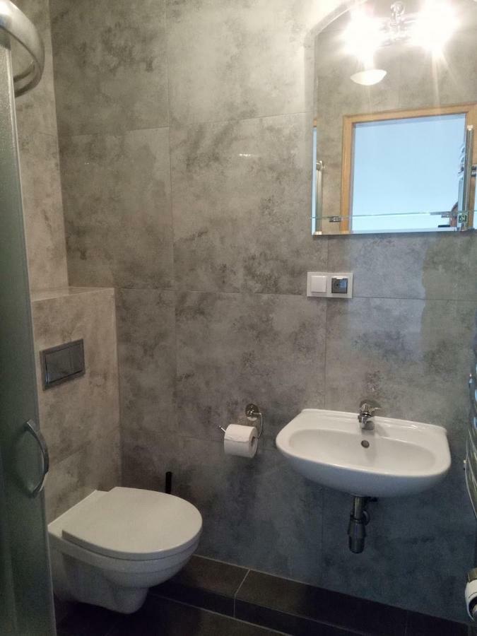 Pokoje Goscinne R10 Rewa Exteriör bild